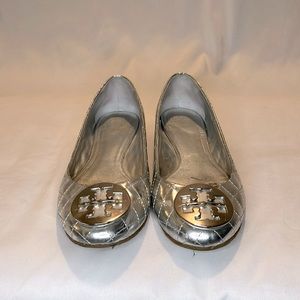 Tory Burch Silver Ballet Flat with Quilted Design.  Size 11